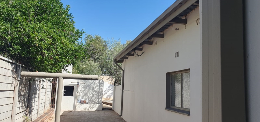 3 Bedroom Property for Sale in Koffiefontein Free State